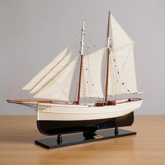 7" X 38" X 29" Wanderbird