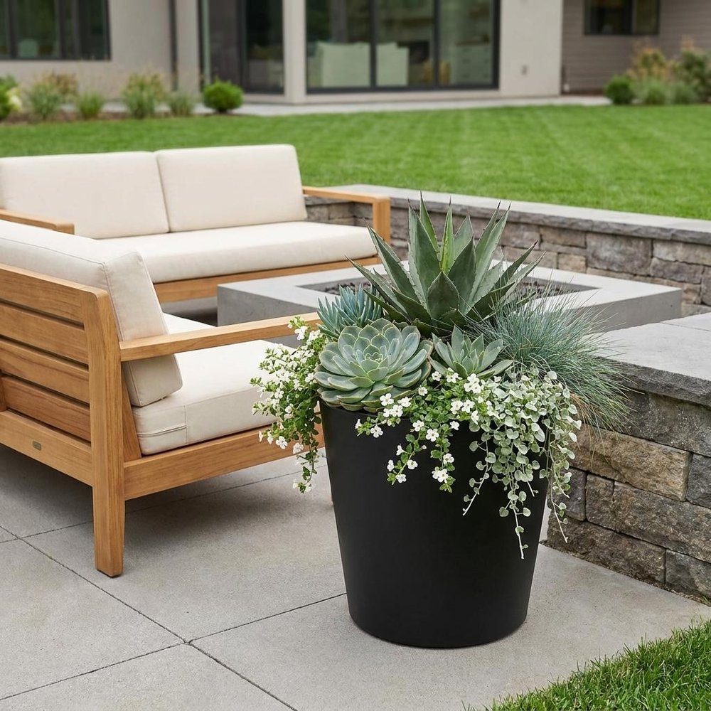 11" Black Recycled Plastic Indoor Outdoor Round Pot Planter