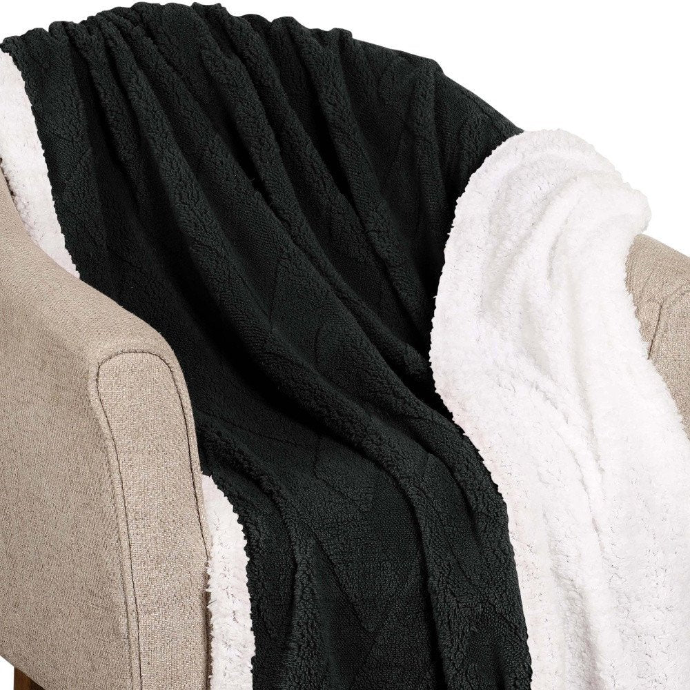 Queen Black Fleece Knitted Plush Blanket