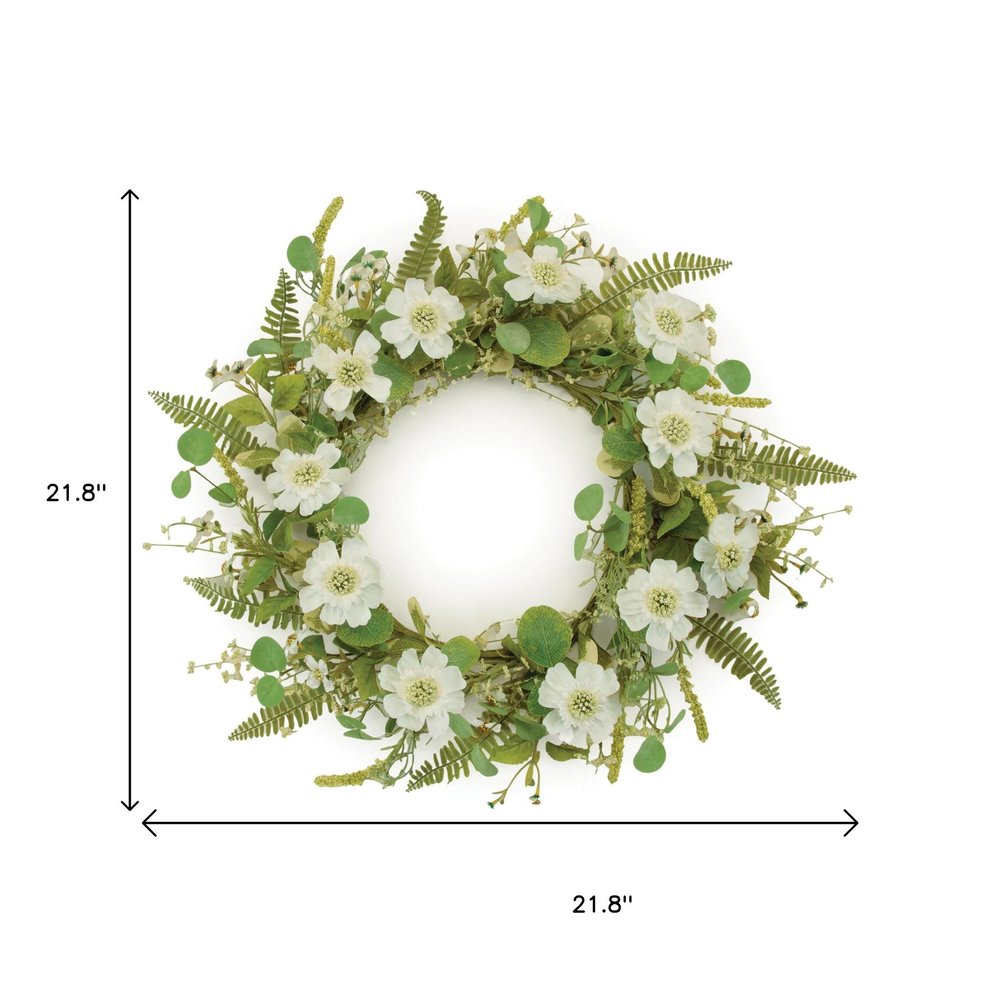 22" White And Green Mixed Assortment Artificial Wreath