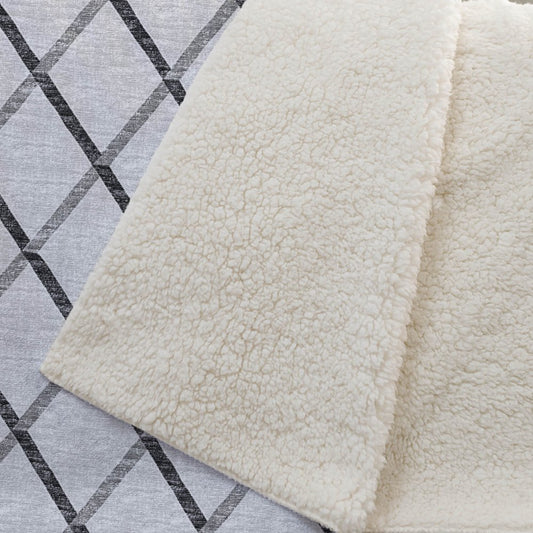 50" X 70" Gray And Ivory Microfiber Geometric Plush Throw Blanket