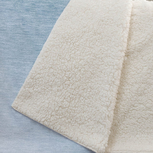 50" X 70" Blue Emerald And Ivory Animal Print Polyester Woven Plush Throw Blanket