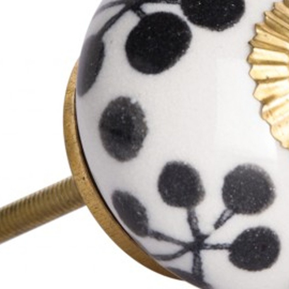 1.5" X 1.5" X 1.5" White Black And Yellow  Knobs 12 Pack