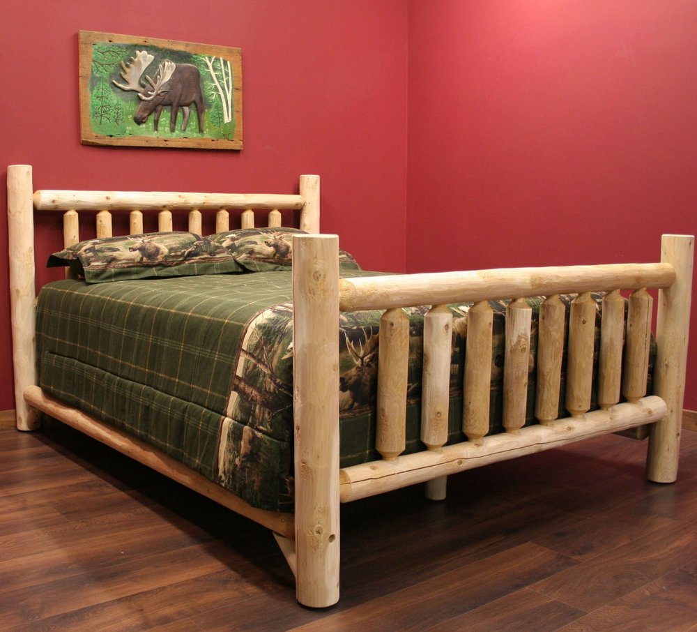 Natural Light Honey Finish Low Post Cedar Log Queen Bed