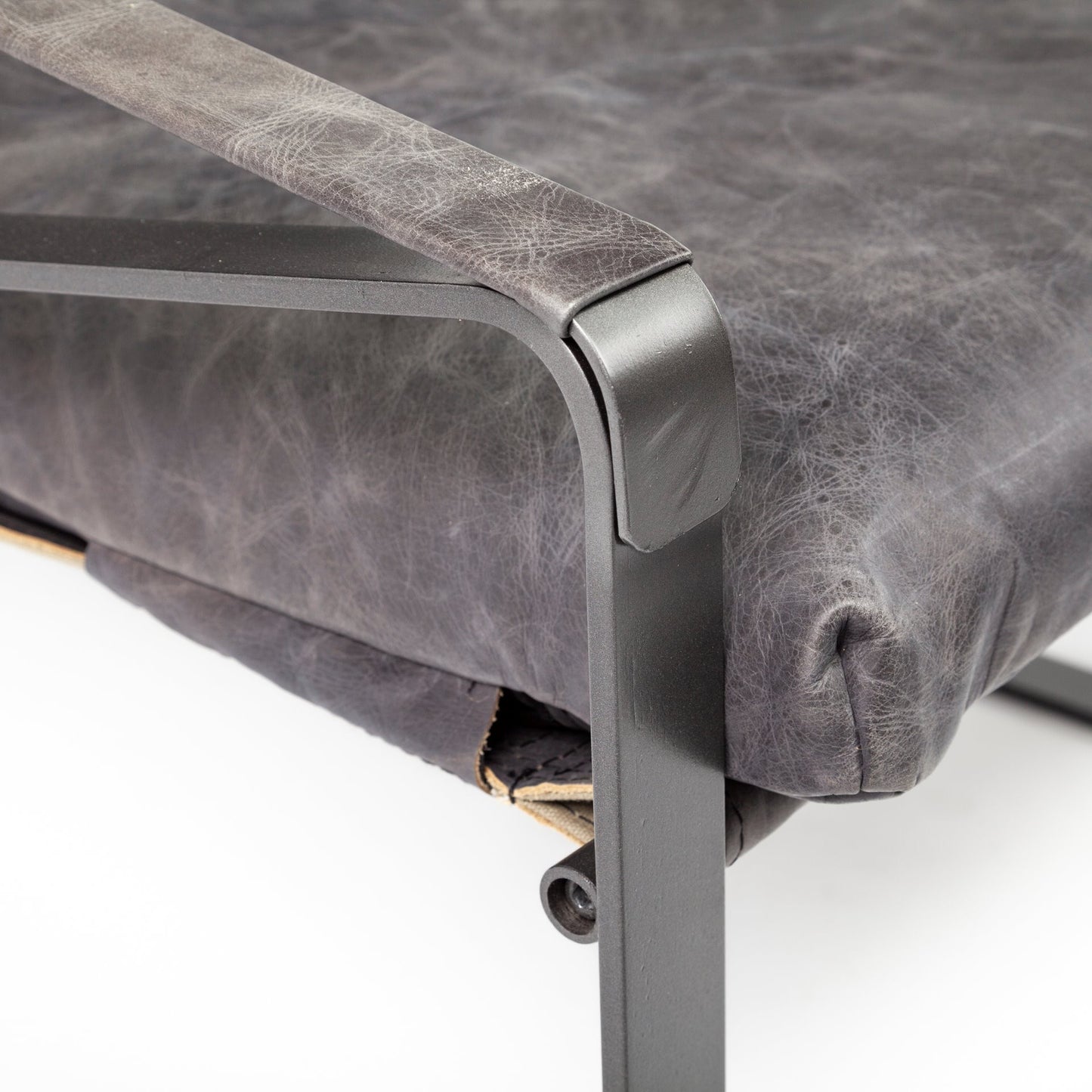 35" Black Leather Distressed Arm Chair