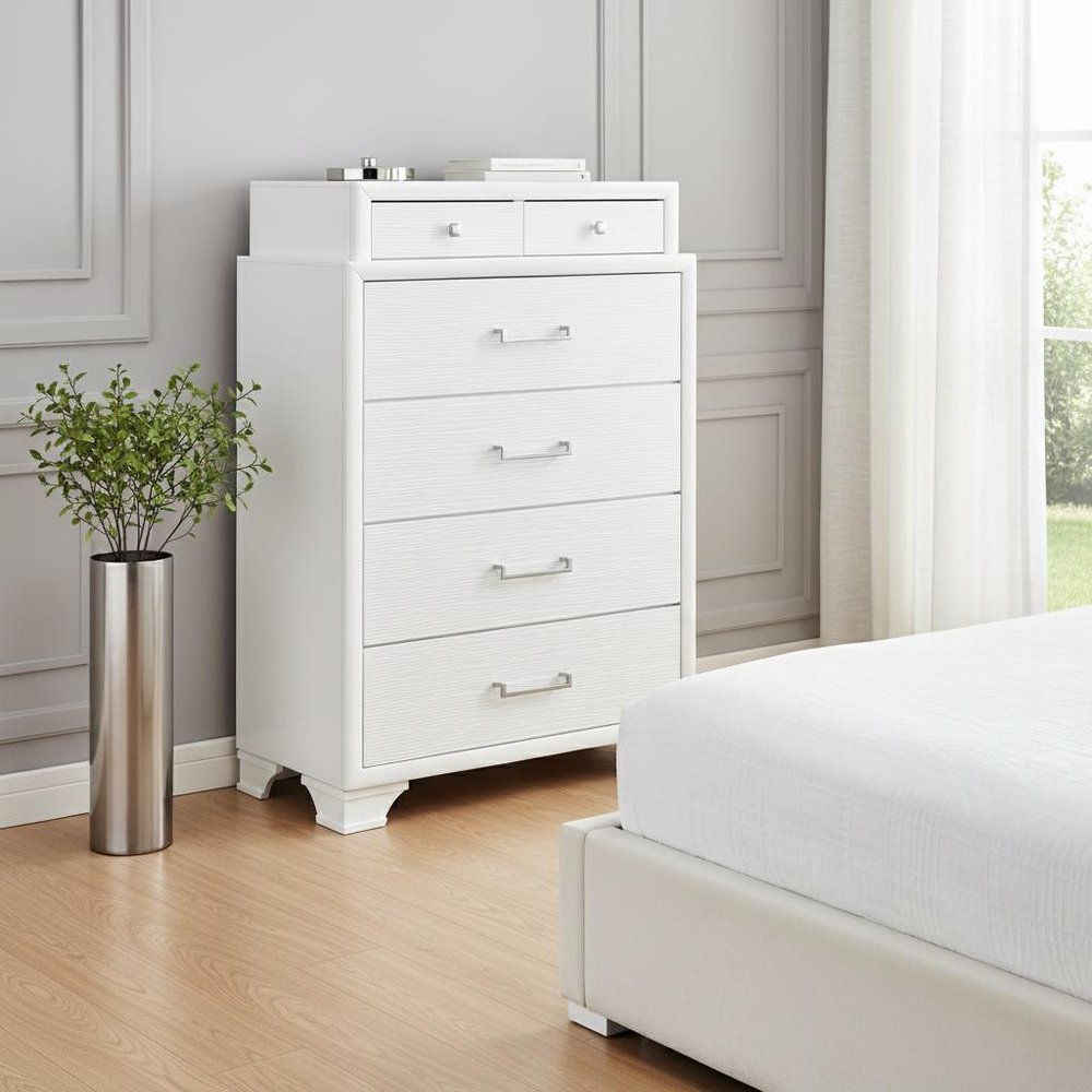 White Chest With 6 Drawers