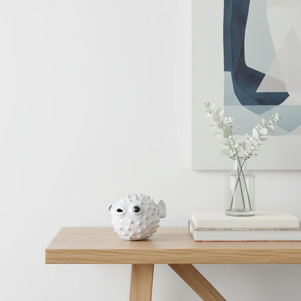 6" White Metal Tabletop Sculpture