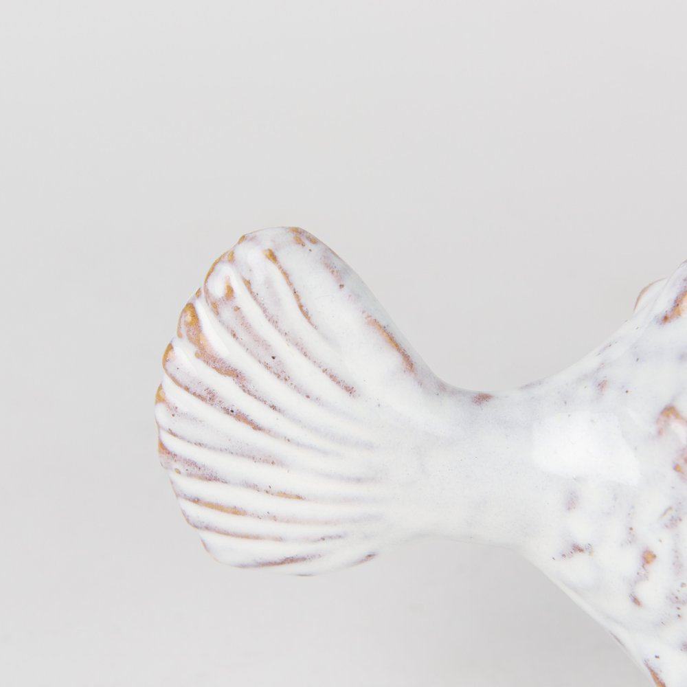 6" White Metal Tabletop Sculpture