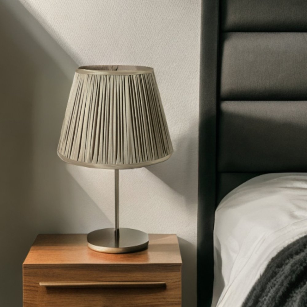 16" Ash Slanted Pleated Tafetta Lampshade