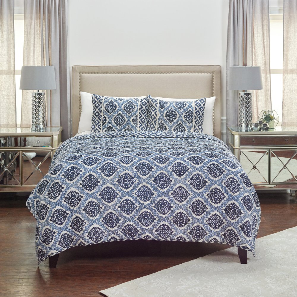Blue And Ivory Damask Queen Quilt