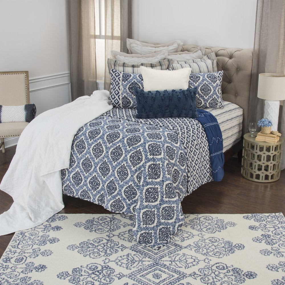 Blue And Ivory Damask Queen Quilt
