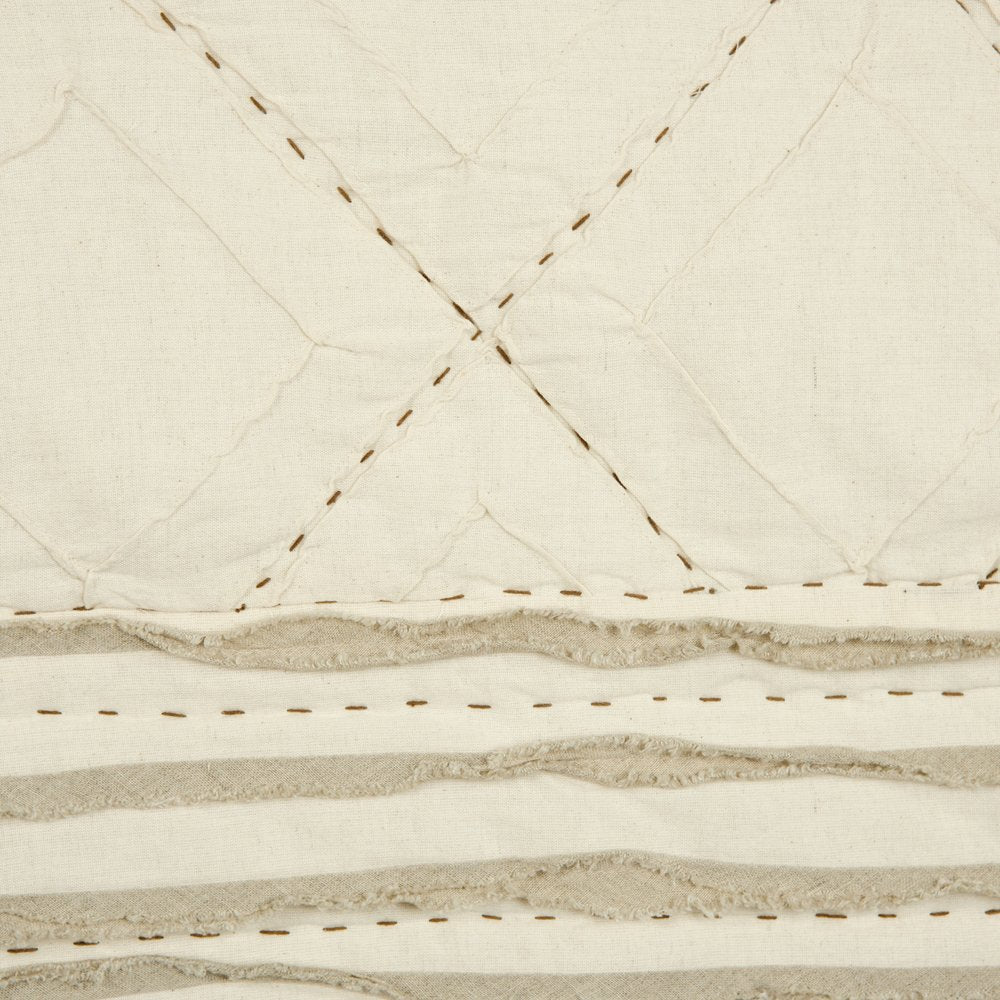 Ivory Geometric Queen Quilt