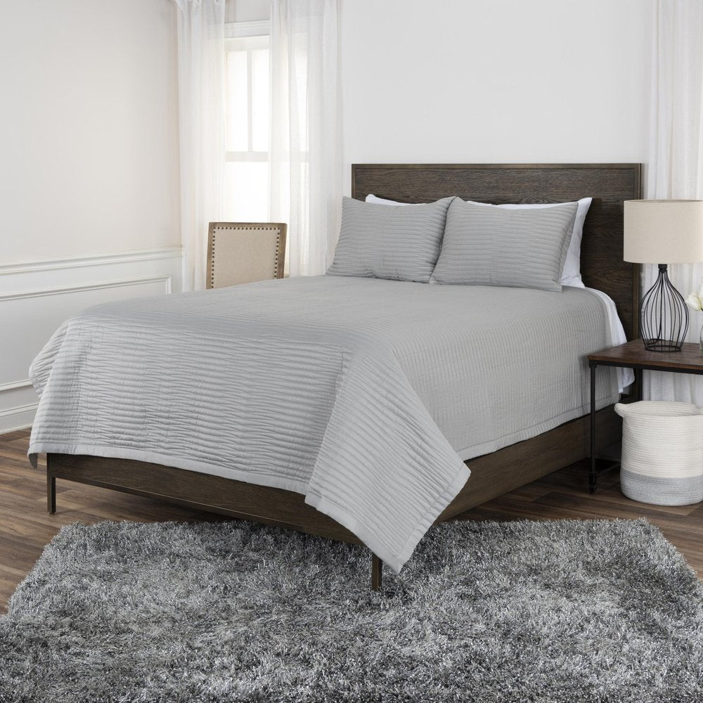 Set of Three Gray Geometric King Quilt