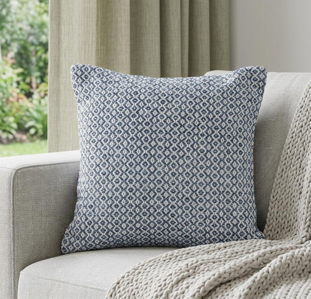 18" X 18" Navy And White 100% Cotton Geometric Zippered Pillow