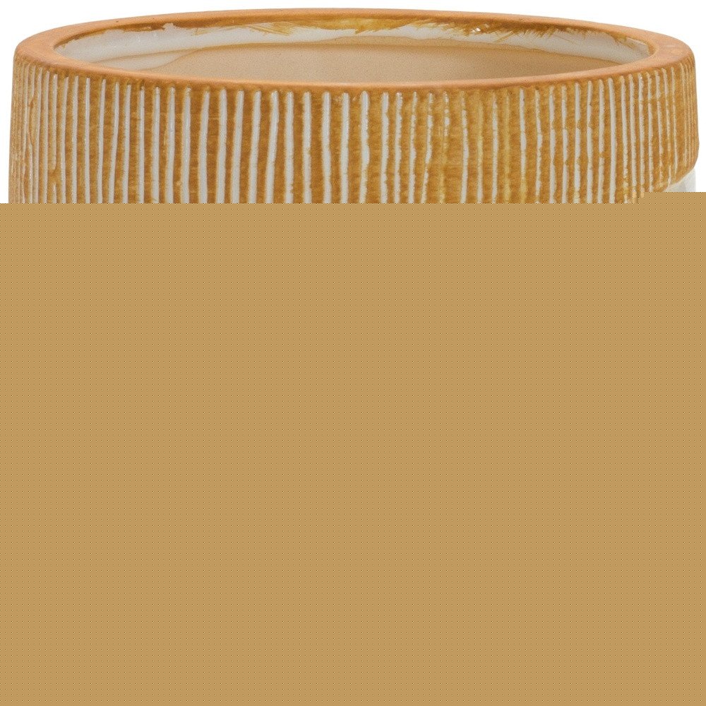 Brown 10 Ounce Round Pot Planter No additional pieces included