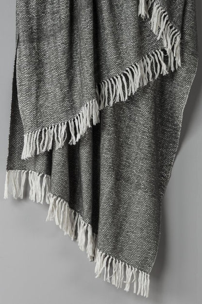 50" X 60" Black And White Chevron Cotton Throw Blanket