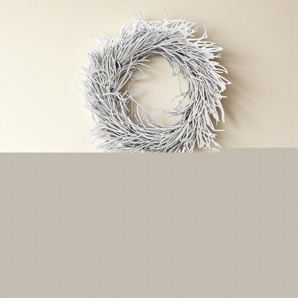 28" White Willow Dried Wreath