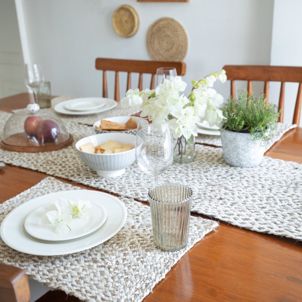 19" Set of Four Ivory And Natural Jute Placemats
