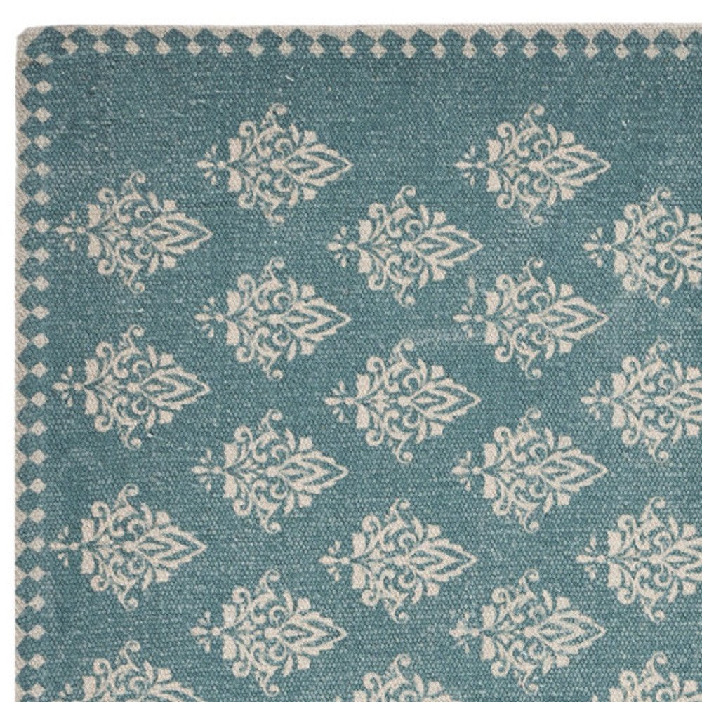 19" Set of Four Cream And Turquoise Damask Cotton Placemats