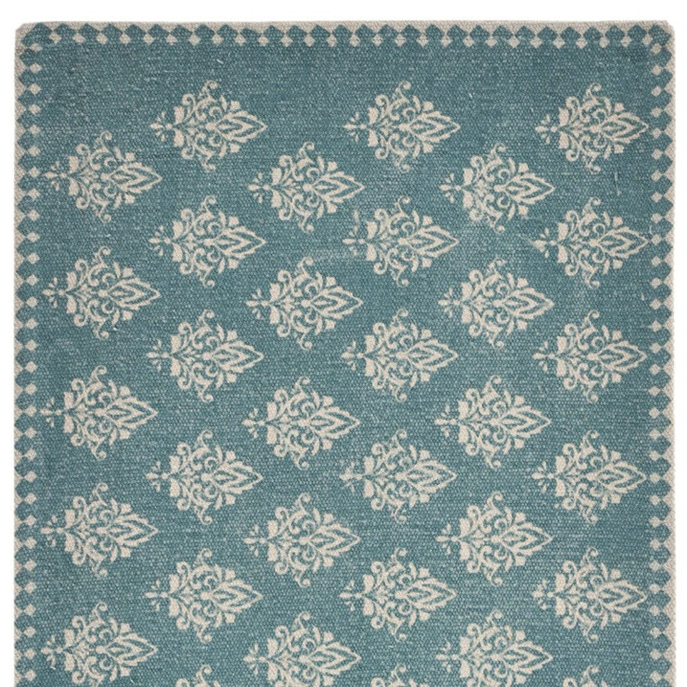 19" Set of Four Cream And Turquoise Damask Cotton Placemats