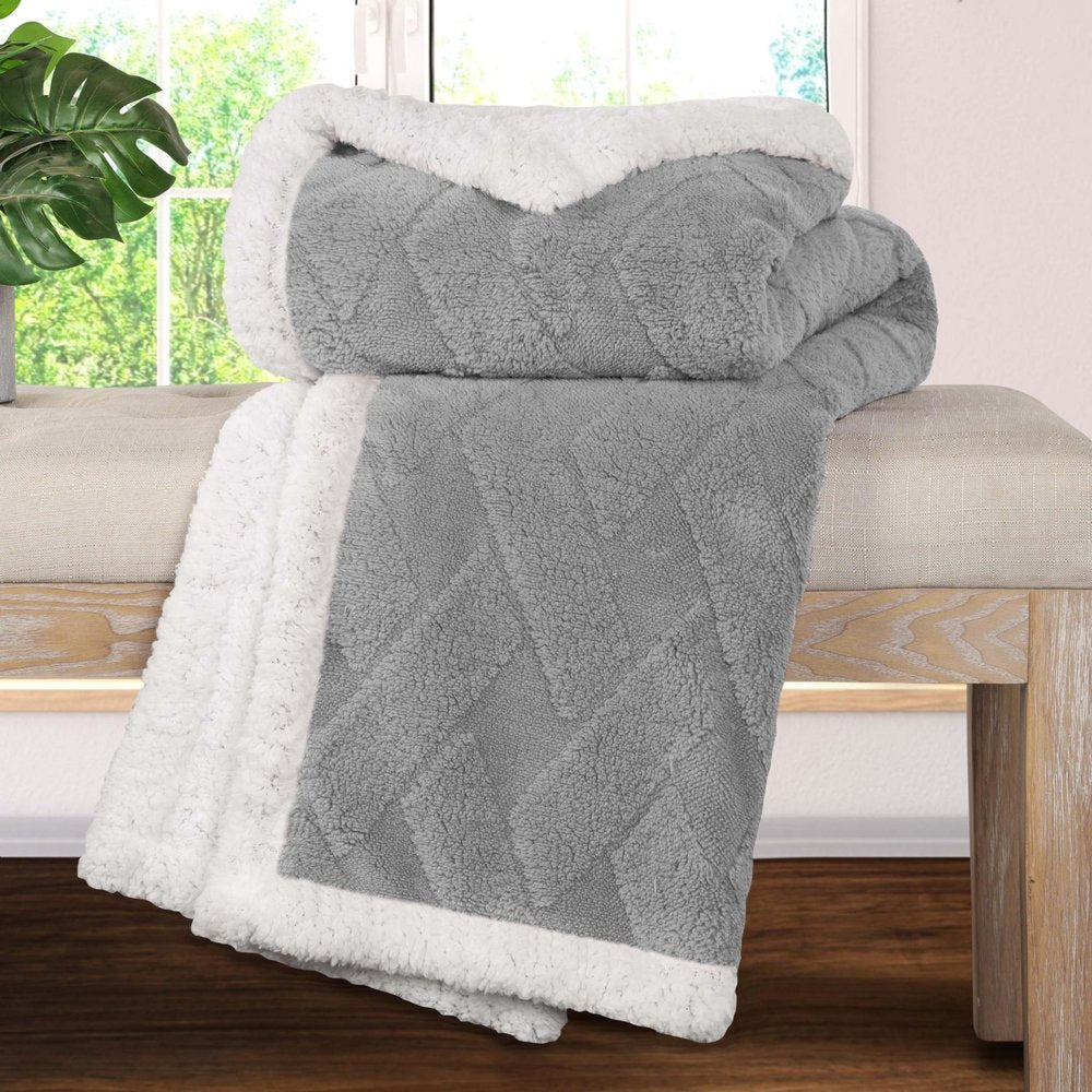 King Platinum Fleece Geometric Plush Blanket