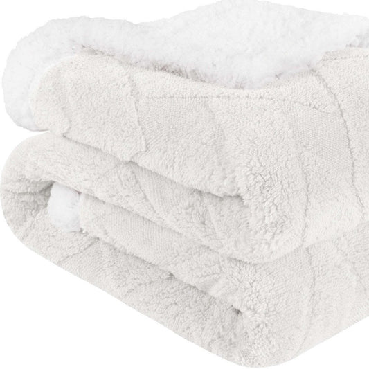 King White Fleece Knitted Plush Blanket