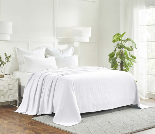 King White Cotton Woven Chevron Blanket