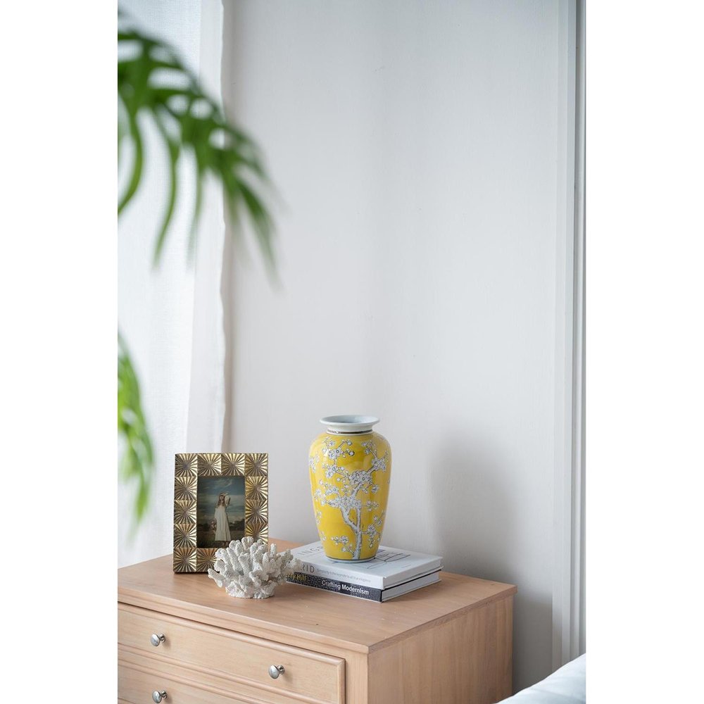 11" Yellow and White Porcelain Floral Round Table Vase