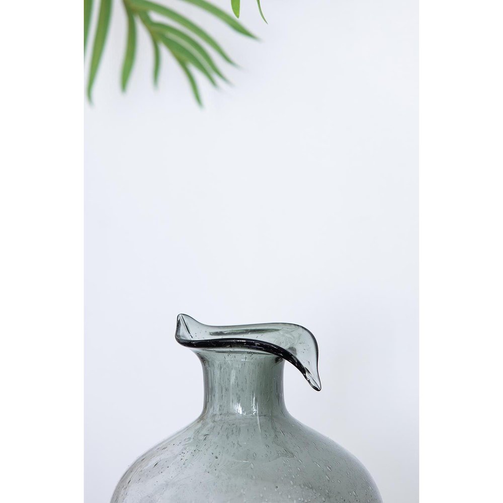 9" Light Gray Bubble Glass Round Table Vase