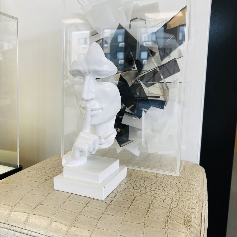 5" White Resin Tabletop Sculpture