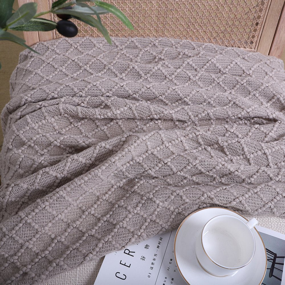 50" X 67" Green Flannel Knitted Geometric Throw Blanket