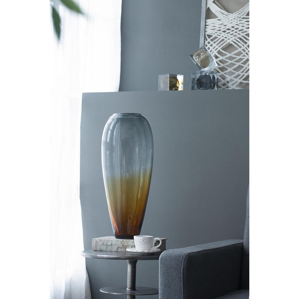 19" Clear And Brown Ombre Glass Table Vase