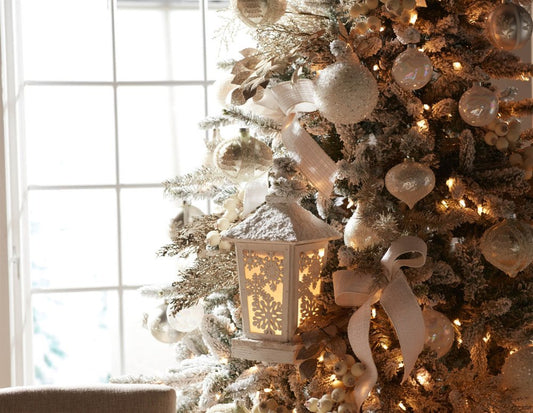 17" White Wood Tabletop Sculpture with LED