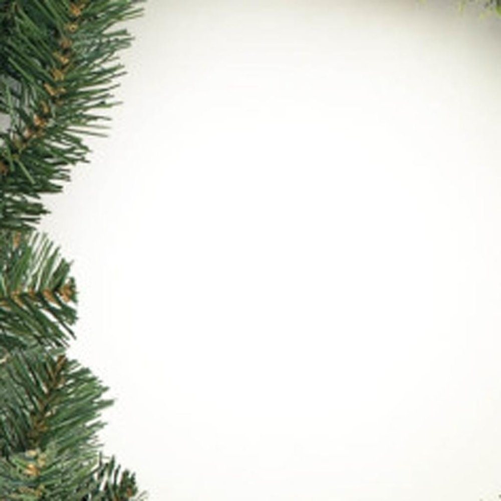 32" Green And Brown Christmas Pine And Pinecone Artificial Wreath