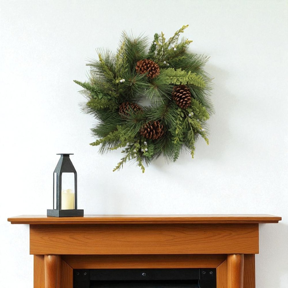 18" Green Christmas Pine And Pinecone Artificial Wreath