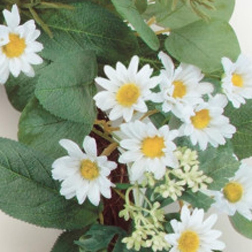 23" White And Green Mixed Assortment Artificial Wreath
