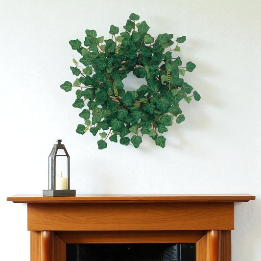 18" Green Ivy Artificial Wreath