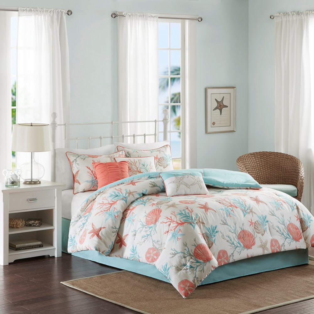 Set of Seven Aqua And Coral King Ring Stitch Sham And Comforter