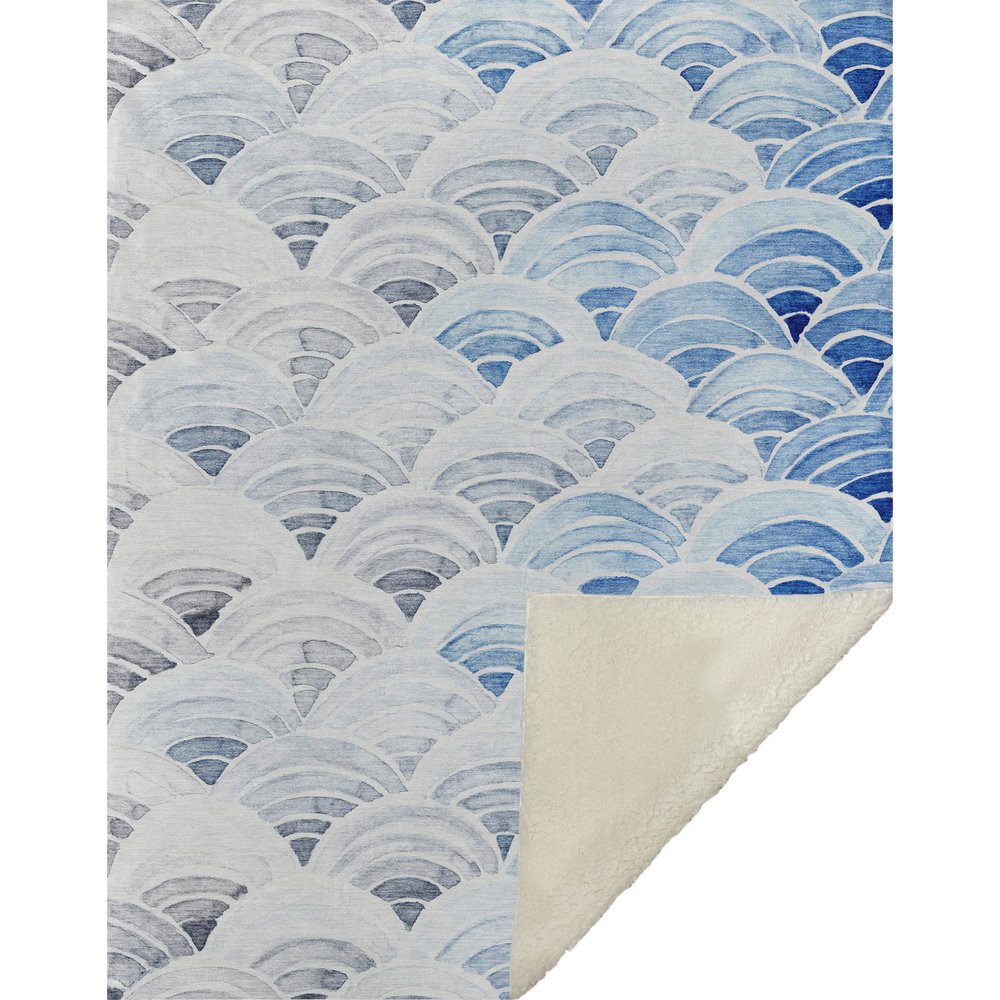 50" X 70" Blue And Ivory Coastal Seashell Microfiber Plush Throw Blanket