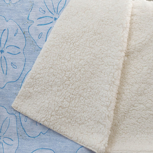 50" X 70" Blue And Sky Blue Animal Print Polyester Woven Plush Throw Blanket