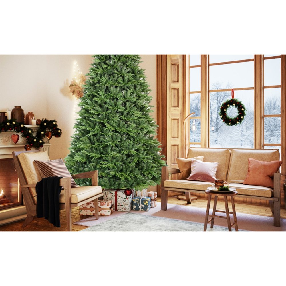 7.5' Full Pine Christmas Tree