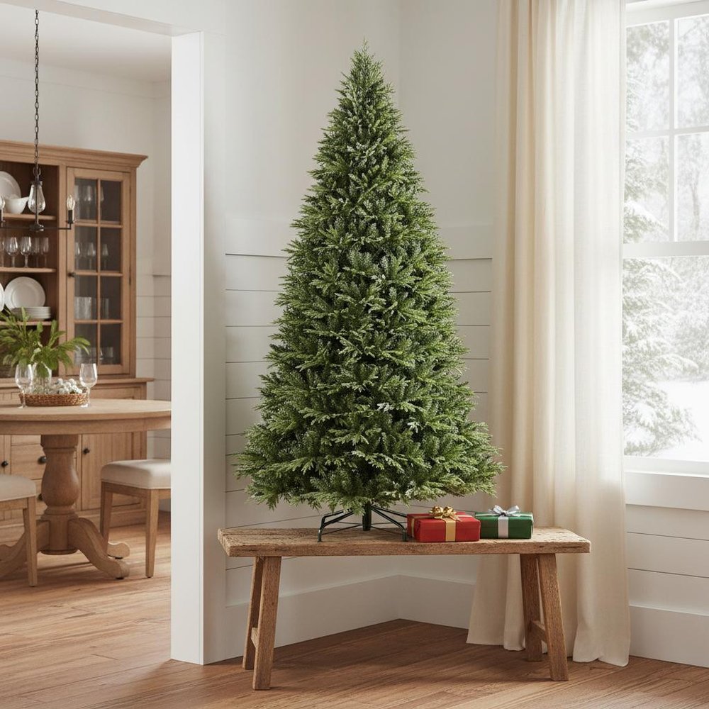 7.5' Full Pine Christmas Tree