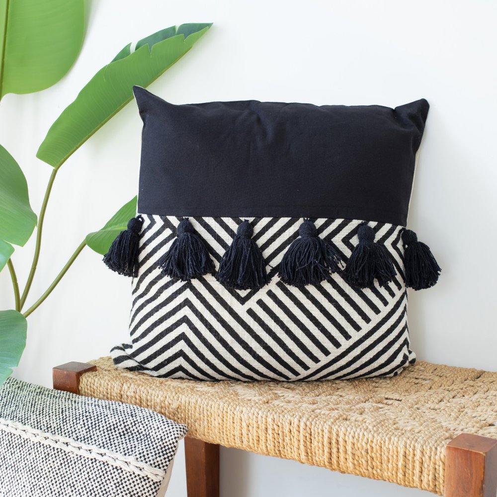 20" Black And White Chevron Cotton Throw Pillow Cover